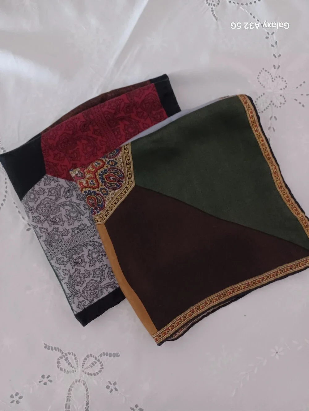 Lot of 2 Vintage 100% Silk 18
